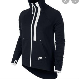 Nike Tech Fleece Moto Cape